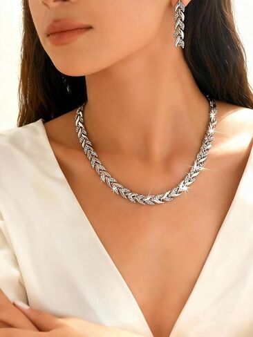 Rhinestone Jewelry Set for Women Crystal Leaf Necklace Earrings Bracelet Wedding Prom Party Accessories Gift in Kuwait