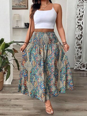 Women's Elegant Green Paisley Print Maxi Skirt, Smocked Waist Tiered Skirt for Beach in Kuwait