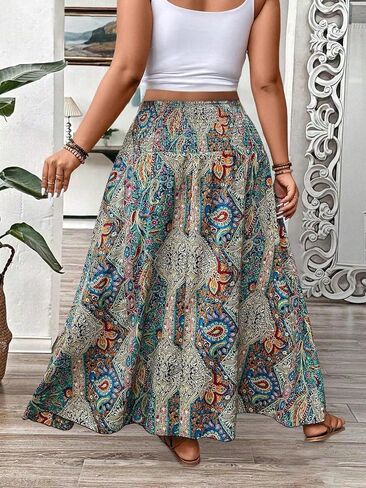 Women's Elegant Green Paisley Print Maxi Skirt, Smocked Waist Tiered Skirt for Beach in Kuwait