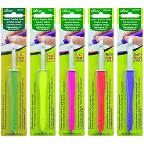 Clover Amour Crochet Hooks - Set of 5 - for Working with Thick Yarns