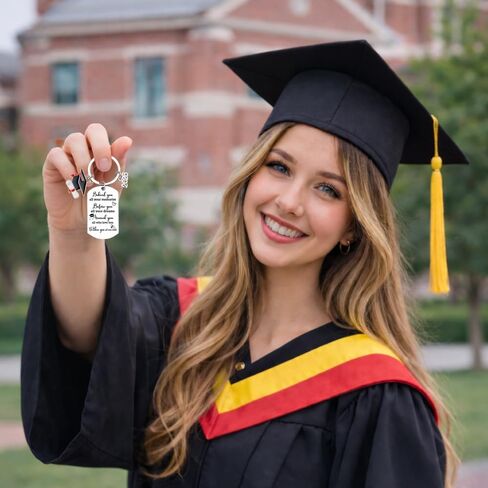 2 Pcs Graduation Keychain Gift Class of 2026 Graduation Keychain for University College Middle High School in Saudi Arabia