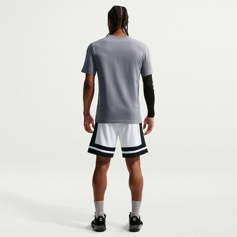 Nike Men's Basketball Graphic T-Shirt in Kuwait