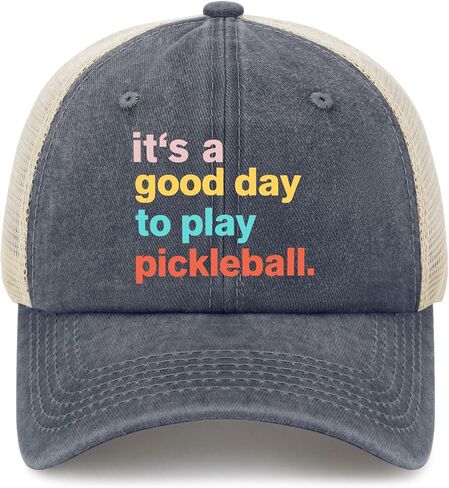 إنها أيام جيدة للعب قبعات Pickleballs للنساء المضحكات المغسولات المتعثرات in Kuwait