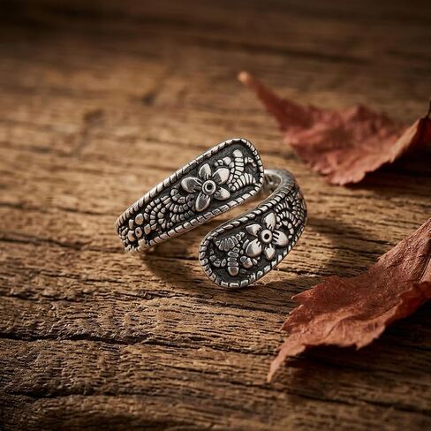 Vintage Open Adjustable Ring with Intricate Carving Design, Unique Boho Ethnic Style Finger Ring for Women, Antique Finish Statement Jewelry Gifts for Birthdays and Special Occasions in Kuwait