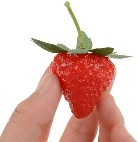 10Pcs Red Lifelike Fake Strawberry, Plastic Simulation Strawberry, Artificial Fruits Decoration Photography Prop for Home Kitchen Decoration in Saudi Arabia
