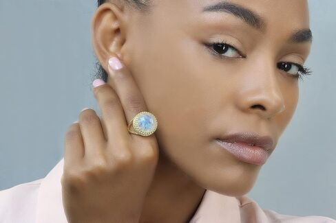 Fine Moonstone Ring - Rainbow Moonstone in 925 Sterling Silver - Charming Handmade Moonstone Jewelry - Large Moonstone Ring for Every Occasion with Box in Kuwait