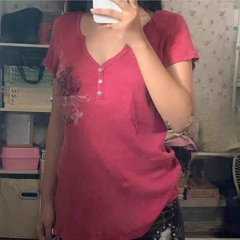 Vintage Graphic Tees 2000s Tops Teen Girls Y2k Grunge Shirts Alt Emo Clothes Women Whimsy Twee Short Sleeve Top in Saudi Arabia