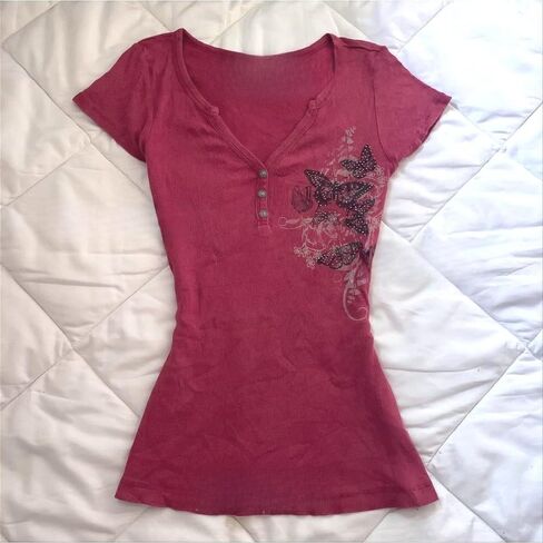 Vintage Graphic Tees 2000s Tops Teen Girls Y2k Grunge Shirts Alt Emo Clothes Women Whimsy Twee Short Sleeve Top in Saudi Arabia