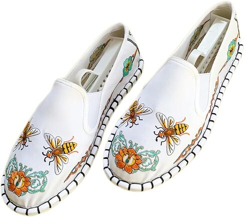 Embroidered Tai Chi Kung Fu Shoes, 12 Styles, Unisex Canvas Martial Arts Flats, Traditional Chinese Slip-On Sneakers with Non-Slip Sole for Men and Women in Saudi Arabia