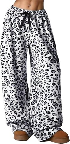 Womens Cheetah Print Fuzzy Fleece Pajama Pants Y2K Leopard Pants with Pockets Elastic Waist Warm Pj Bottoms in Saudi Arabia