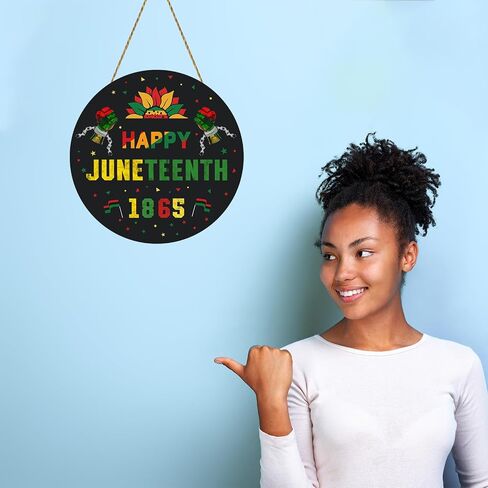 ديكورات الباب من Juneteenth Happy 1865 Juneteenth علامة معلقة أكاليل خشبية لشماعة الباب الأمامي لحفلة يوم الحرية والاحتفال بالمهرجان الأمريكي الأفريقي وديكور جدار المنزل الداخلي in Kuwait