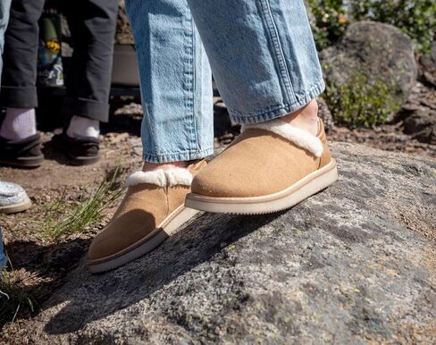 Sanuk Cozy Vibe Low Sl - Women - FINAL SALE Slippers in Saudi Arabia