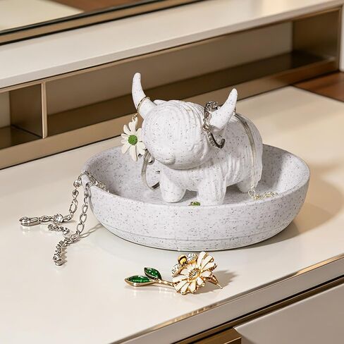 Highland Cow Ring Holder with Circular Dish – 3D Printed PLA Boho Farmhouse Jewelry Organizer for Women, Desk Decor for Bathroom, Office or Home in Saudi Arabia