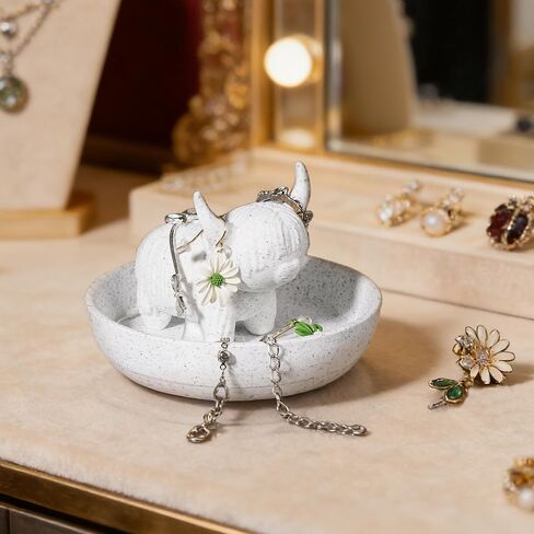 Highland Cow Ring Holder with Circular Dish – 3D Printed PLA Boho Farmhouse Jewelry Organizer for Women, Desk Decor for Bathroom, Office or Home in Saudi Arabia