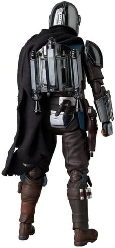 MAFEX No.256 إصدار Mandalorian Chrome، الارتفاع الإجمالي تقريبًا. 6.3 بوصة (160 ملم)، مجسم حركة مطلي in Kuwait