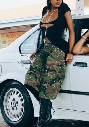 Kwunbwa Womens Camo Cargo Shorts High Waisted Pearl Y2K Baggy Jorts Knee Length Bermuda Shorts with Pockets Streetwear in Saudi Arabia