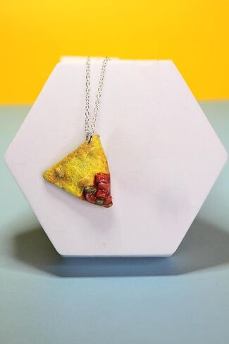 Chips and Dip Necklace Set | Best Friend Necklace Pair, Matching Guacamole, Salsa, Pico de Gallo and Corn Chips, Perfect Gift for Snack and Mexican Food Lovers in Saudi Arabia