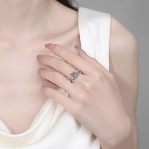 Women's Romantic 14K Gold Heart Shape Diamond Statement Ring, Featuring 1 Carat Heart-Shaped VVS1 D-Color Stone on Unique Twist Band, Symbolic Design for Love Celebrations in Kuwait