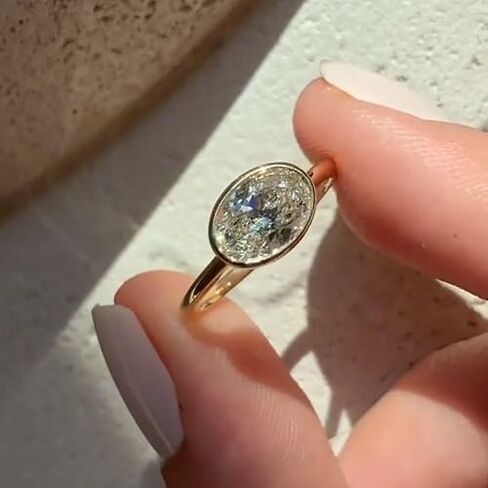 YashJewelArt 2.50 قيراط بيضاوي الشكل تم إنشاؤه في مختبر الماس الشرقي والغربي، خاتم خطوبة زفاف نسائي 14 قيراط مطلي بالذهب الأصفر 925 فضة استرلينية in Kuwait