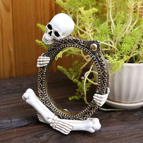 Horror Skull Picture Frame Decor, Gothic Resin Skeleton Ornament for Halloween Party, Mantel Shelf Display for Dark Theme Home Office in Saudi Arabia