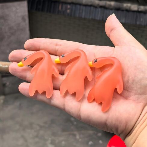 3PCS Color-Changing Roast Duck Pendant, Sunlight Activated Creative Ornament, Eco-Friendly PLA Material, UV Alert in Saudi Arabia