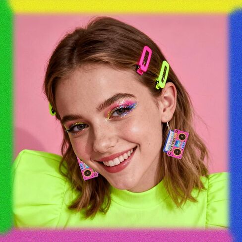 4 Pairs 80s 90s Neon Earrings for Women Retro Acrylic Jewelry for Glow Party Accessories Halloween Cosplay Music Festival Costume in Saudi Arabia