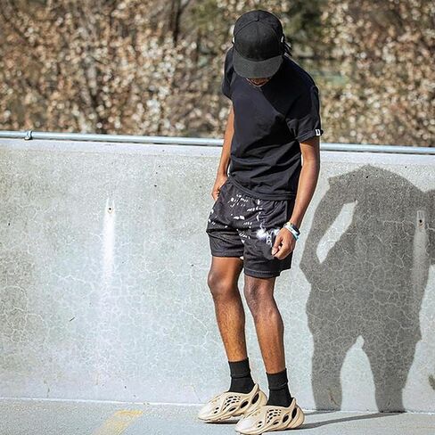 Mens Skyline Graphic Shorts Casual Streetwear Cool Basketball Shorts Running Workout Shorts with Pockets in Kuwait