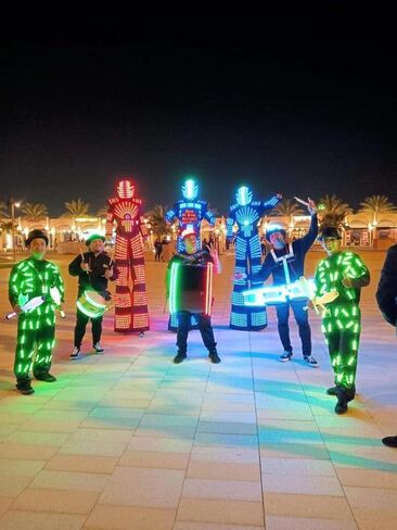 Earthradius Led Robot Stilts Performer Party Halloween Costume Adult, Light Up Robot Cosplay Helmet Outfit DJ Nightclub in Saudi Arabia