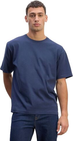 Everlane The Premium-Weight Relaxed Crew | Uniform in Saudi Arabia