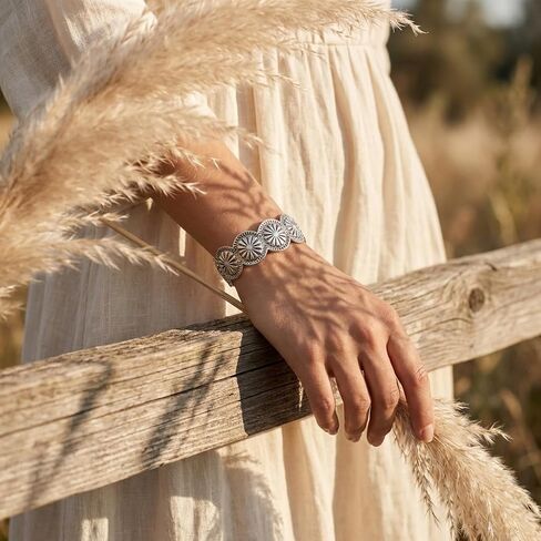 Western Bracelets for Women, Silver Cuff Bracelets, Metallic Vintage Stylish Trendy Boho Jewelry for Women, Daily Wear Outfits Dresses Party Evening Item in Kuwait