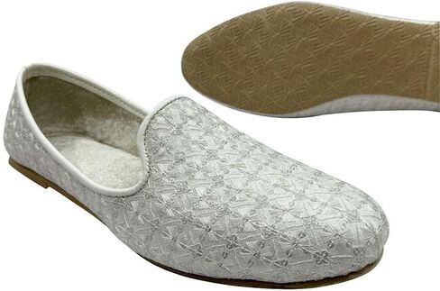 Stop n Style Handcrafted Punjabi Jutti for Men – Traditional Indian Slip-On Shoes | Ethnic Khussa Wedding, Cultural & Festive Wear Comfortable Mojari White Cream in Saudi Arabia