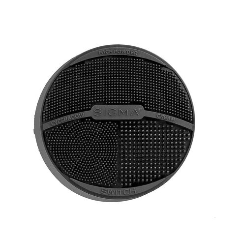 Sigma Switch by Sigma Beauty – Silicone Makeup Brush Cleaner for Switching Shades and Pigments, Switch Cleaning Mat for Superior Makeup Brush Cleaning Mid-Application (Full Size) in Kuwait