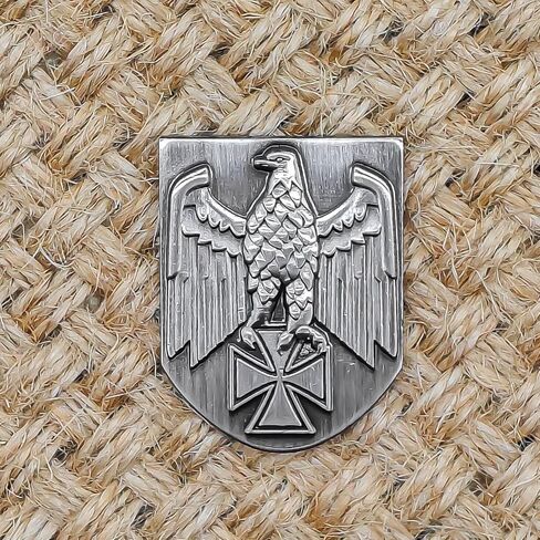 الحديد الصليب السيف درع المينا دبابيس WW2 الألمانية العسكرية دبابيس النسر شارات - سلسلة الموضوع - دبوس المينا طية صدر السترة - شارة مطلية للملابس والحقائب والأسهم in Kuwait