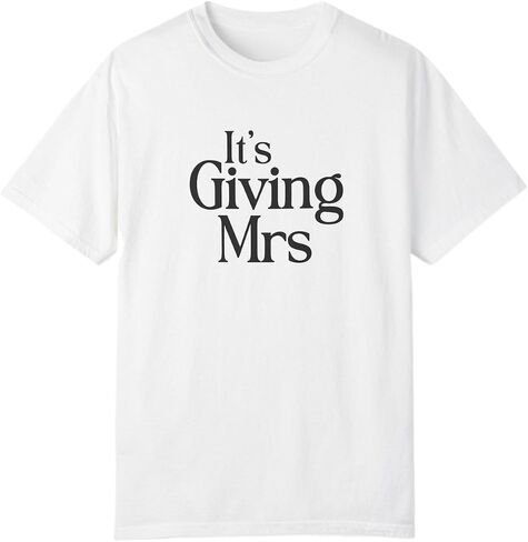 It’s Giving Mrs T-Shirt, Bride to Be Graphic Tee, Bachelorette Party Gift Shirt in Saudi Arabia