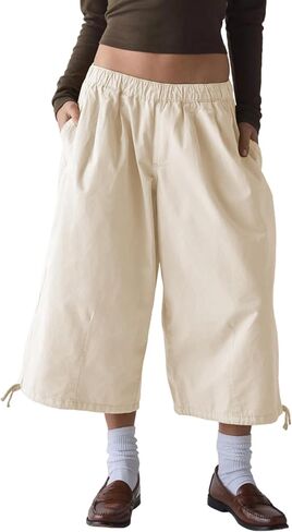 Women's Wide Leg Cargo Capris Pants Elastic Waist Baggy Cropped Pants with Poackets in Kuwait