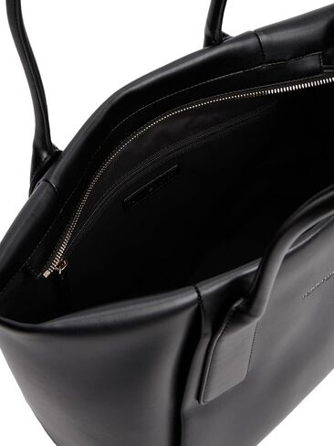 Tommy Hilfiger Women's Essential Tote in Kuwait