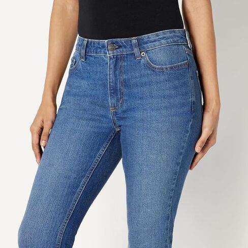 Amazon Essentials Women's Low Stretch Slim-Fit Mid-Rise Capri Jean in Kuwait