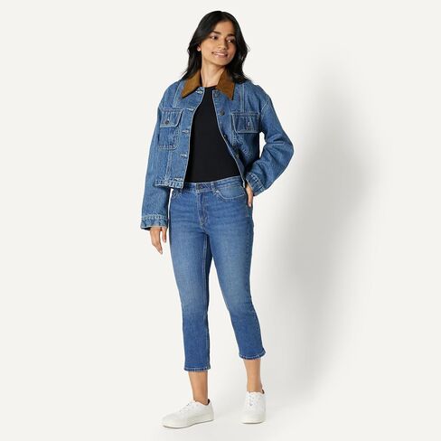 Amazon Essentials Women's Low Stretch Slim-Fit Mid-Rise Capri Jean in Kuwait