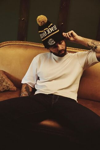 AMERICAN NEEDLE Unisex Liquid Death Pillow Line Knit Pom Beanie (23012A-LDEATH-BLGL) Black/Gold in Kuwait