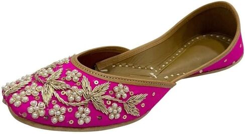 Wedding Flats for Women Stylish Punjabi Jutti Ethnic Mojaris Party Flats Dressy Shoes in Kuwait