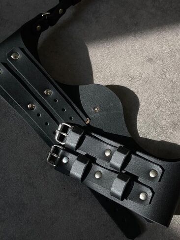 Body Harness for Women, Adjustable Faux Leather Chest Harness Belt, Minimalist Waist Harness, Festival Outfit Accessory for Rave, Party and Gothic Fashion(Waist 23.6-35.8in) in Saudi Arabia