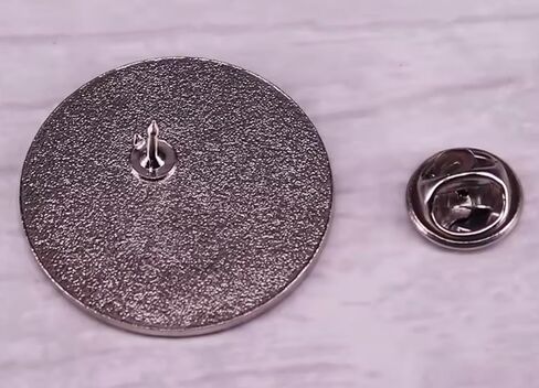حقيقة ملفات X موجودة هناك برنامج تلفزيوني للخيال العلمي مولدر سكالي أريد أن أصدق ملصق UFO Alien Trust No One 1.2 بوصة شارة دبوس من المينا in Kuwait