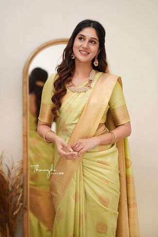 Women's Banarasi Soft Silk Saree With Golden Zari Border Unstitched Blouse Piece in Kuwait