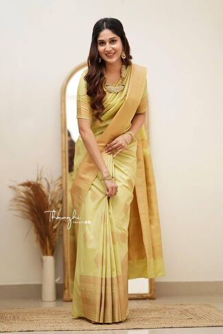 Women's Banarasi Soft Silk Saree With Golden Zari Border Unstitched Blouse Piece in Kuwait