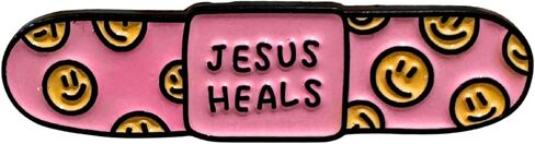 دبوس طية صدر من المينا من Jesus Heals Bandaid، باللون الوردي مع تصميم وجوه مبتسمة، مقاس 2.54 سم in Kuwait
