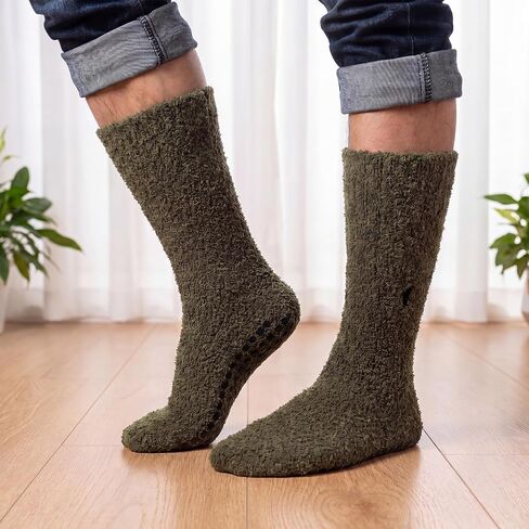 Glitopper 5 Pcs Fuzzy Bigfoot Crew Socks Men's Bigfoot Soft Fluffy Slipper Socks Funny Sasquatch Gifts for Him Men Husband Father's Day in Kuwait