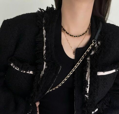 Cool Gold Cuban Link Chain for Women, 14K Gold Plated Cuban Chain with Black Leather Choker Necklace, Fashion Goth Black Gold Chain Necklace No Tarnish Hypoallergenic Necklace Jewelry in Saudi Arabia