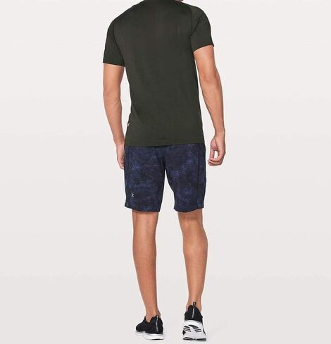 تي شيرت رجالي من Lululemon ذو أكمام قصيرة من Metal Vent Tech (فحمي عميق/أسود، XS) in Kuwait