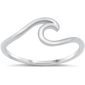 Delicate Wave Stacking Ring in Sterling Silver in Saudi Arabia