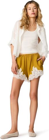 Steve Madden Women's Daisee Short in Kuwait